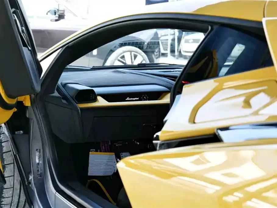 Revuelto 2023 6.5L PHEV Standard Edition — миниатюра 8