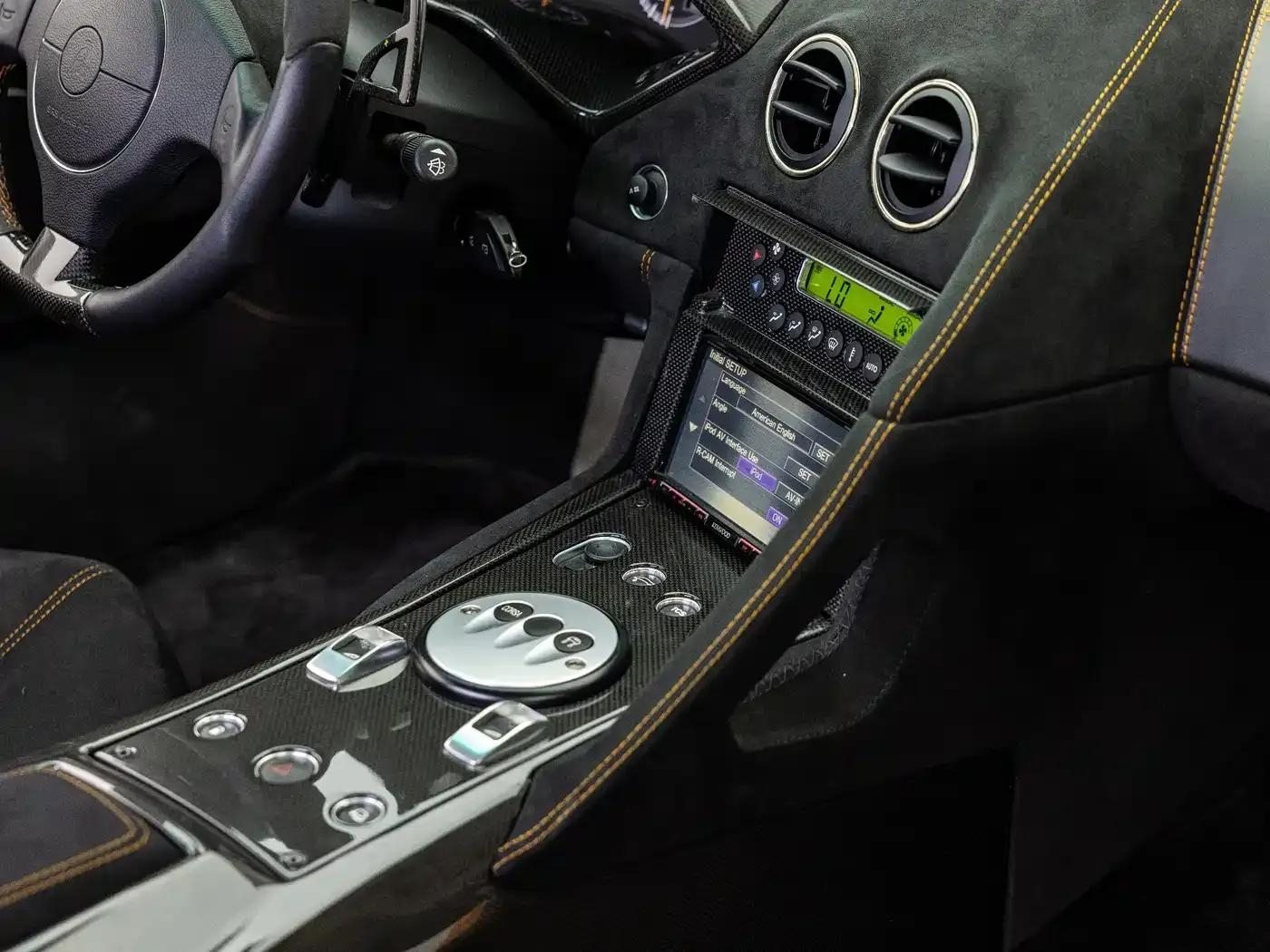 2010 Murcielago 6.5L Automatic — миниатюра 17