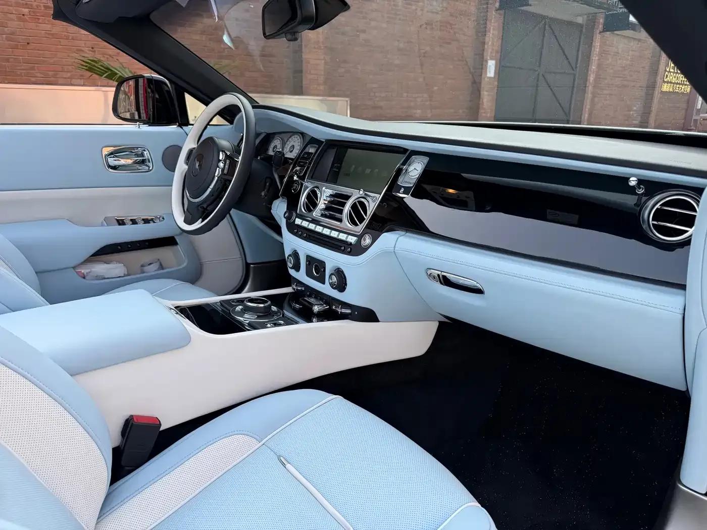 2015 Dawn 6.6T Standard Edition — миниатюра 14