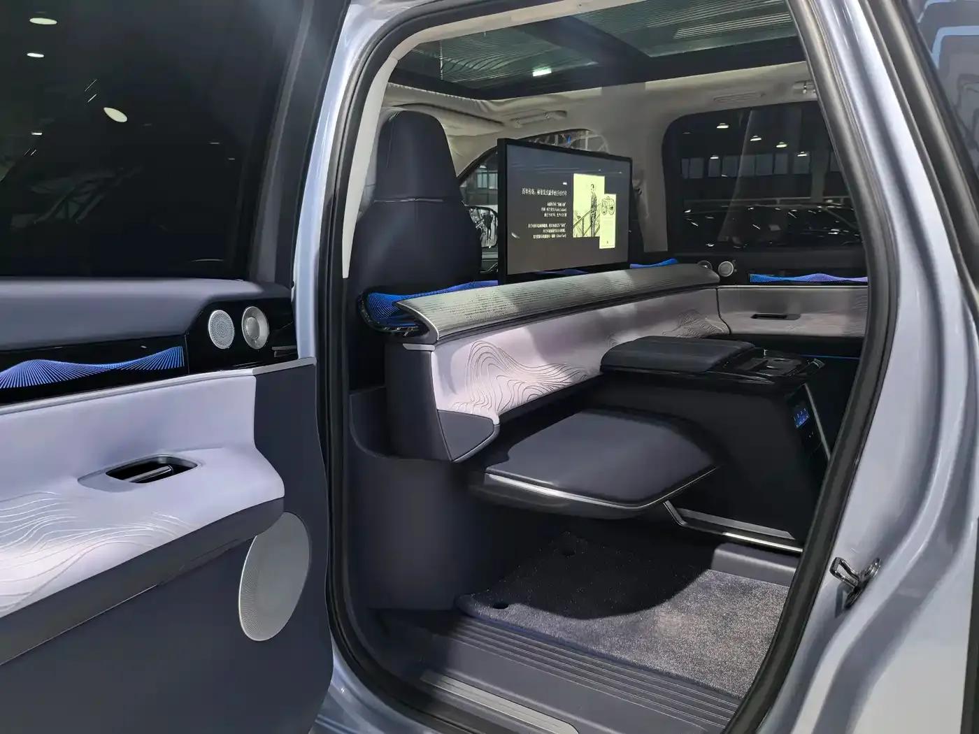 Navigator One 2022 Model 3.5T — миниатюра 14
