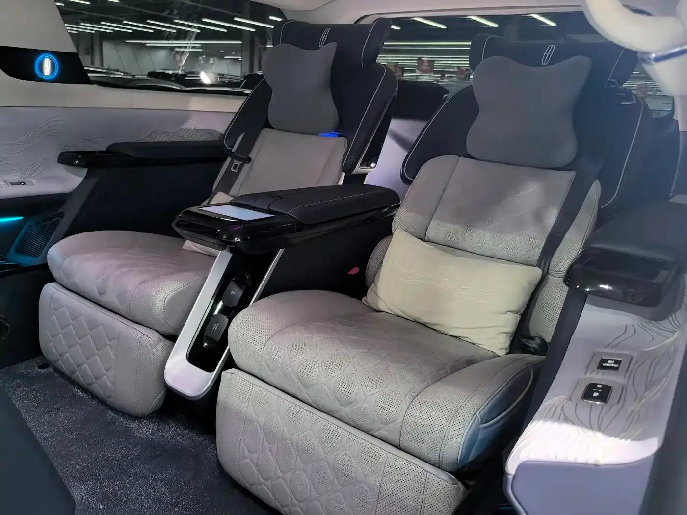 Navigator One 2022 Model 3.5T — миниатюра 17