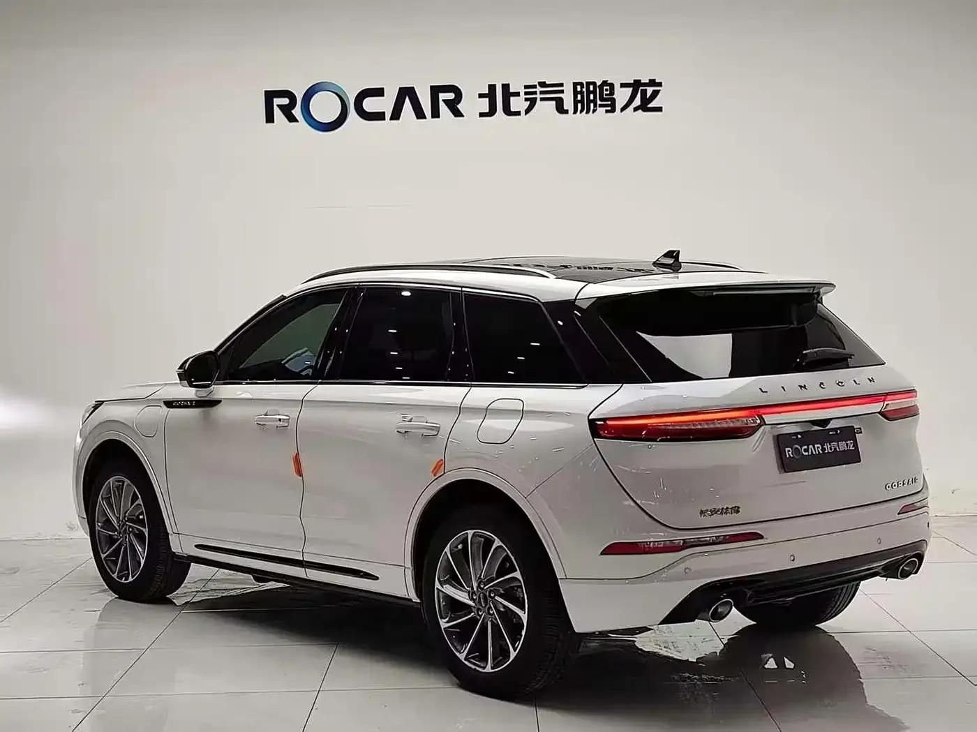 Adventurer New Energy 2021 PHEV 4WD e-Enjoy Edition — миниатюра 4