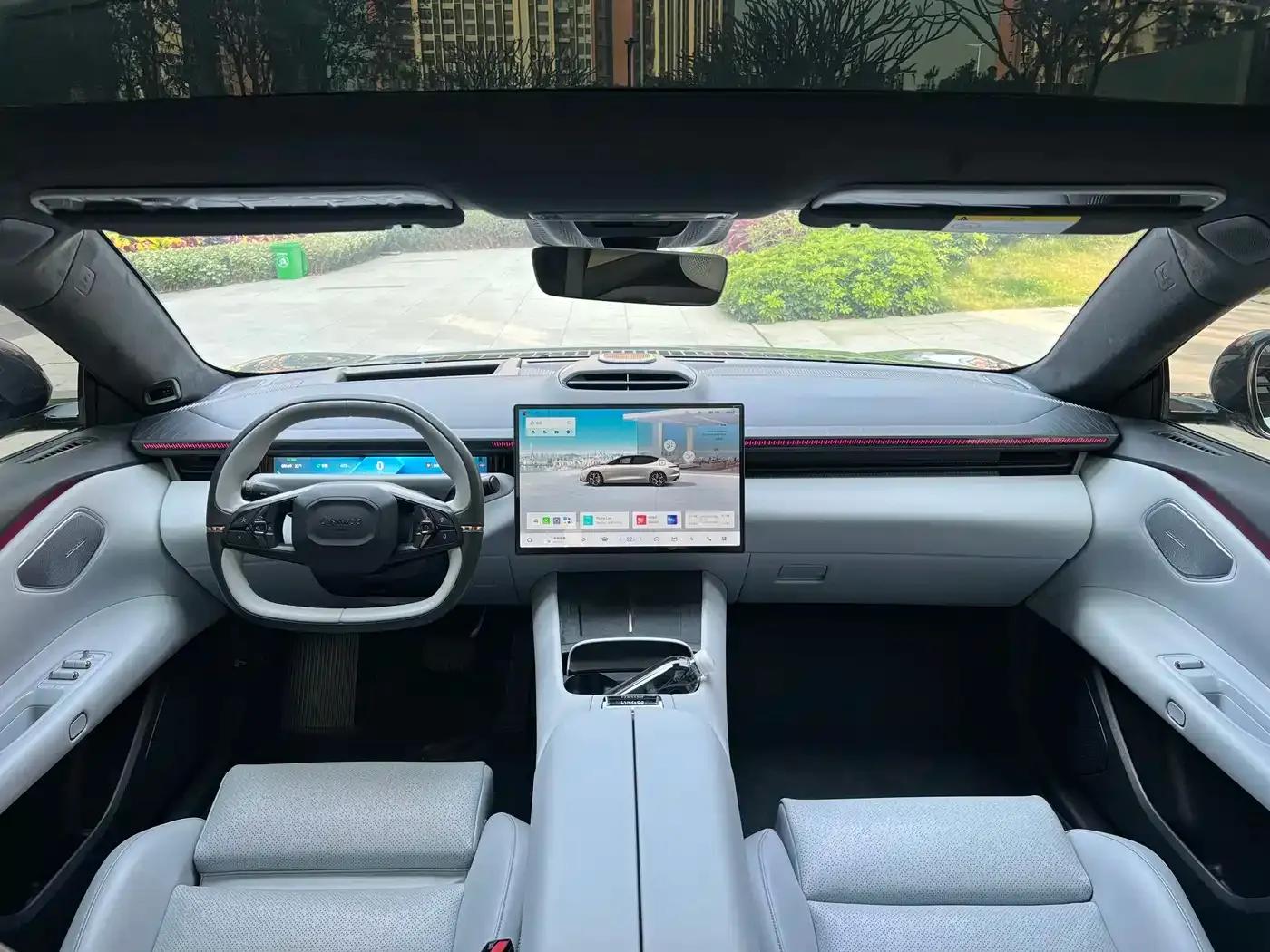 Lynk & Co Z10 2025 Model 95kWh 702km AWD Halo — миниатюра 9