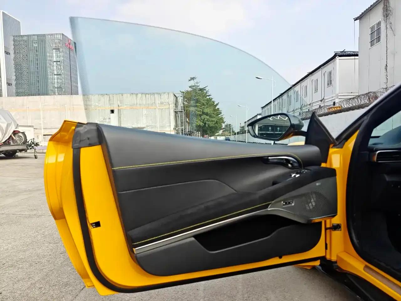 2022 EMIRA 3.5T V6 Manual First Edition — миниатюра 10