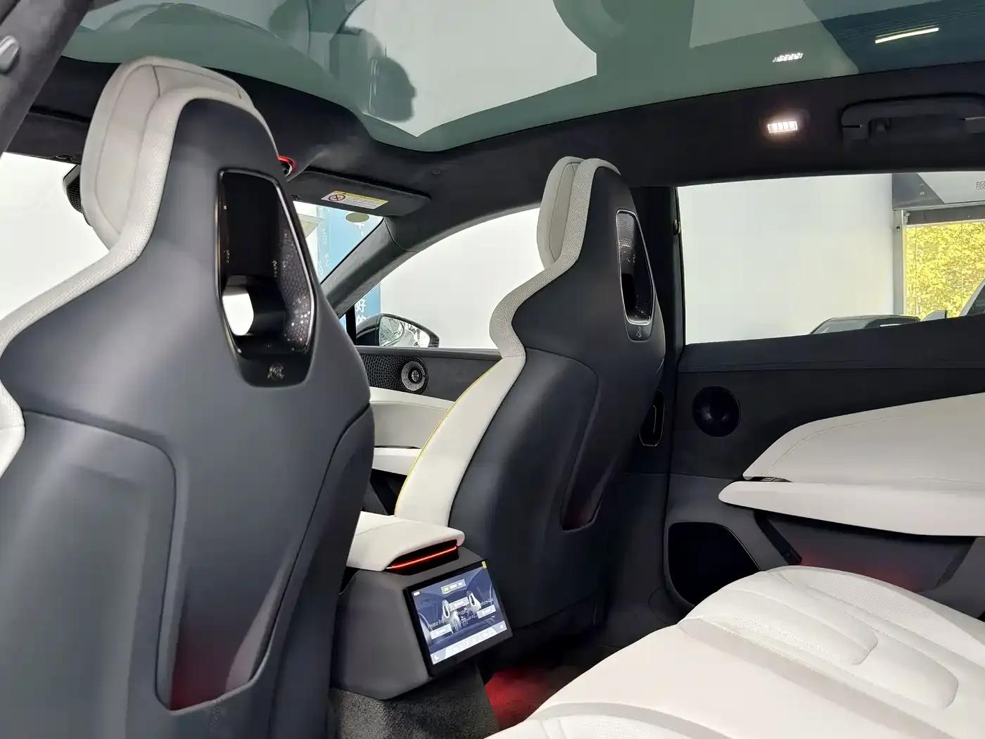 EMEYA 2025 Lotus First Edition — миниатюра 12