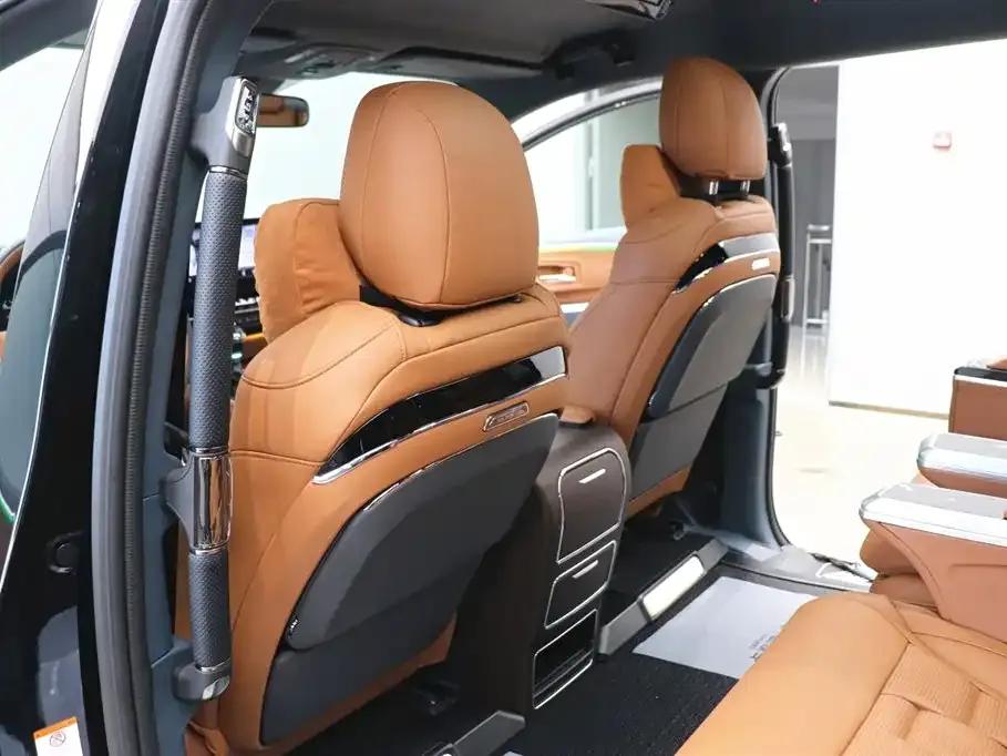 Lorinser High-Roof Tourer 2026 Model 2.5L — миниатюра 21