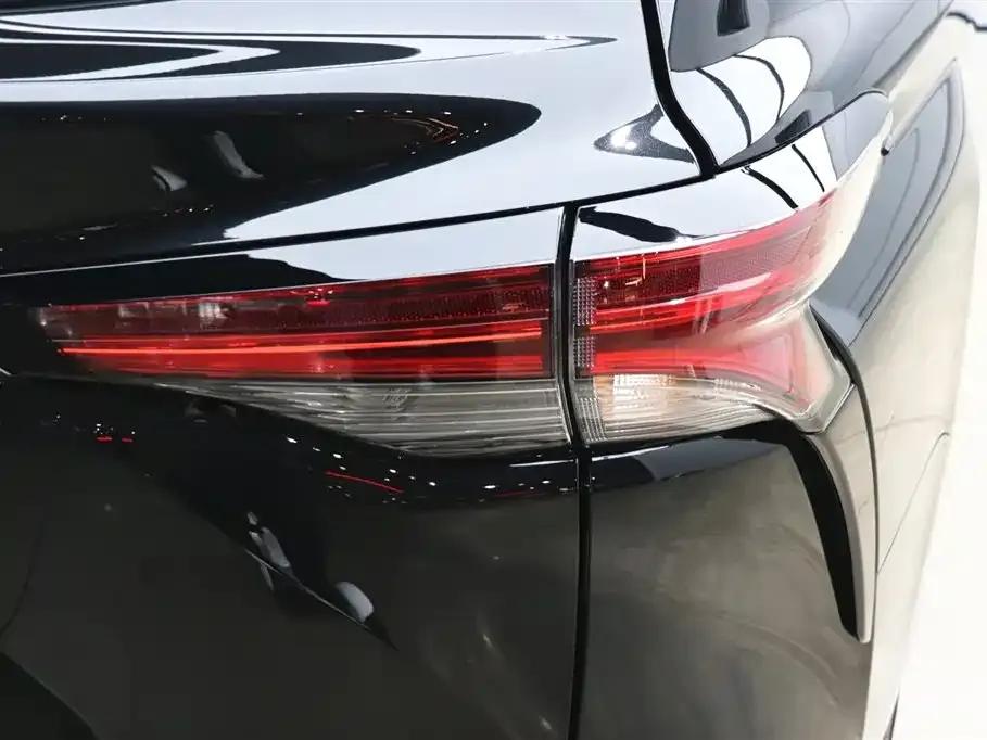 Lorinser High-Roof Tourer 2026 Model 2.5L — миниатюра 36