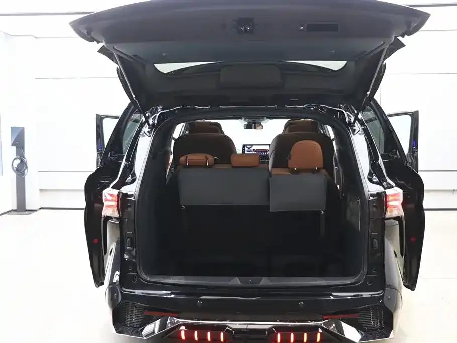 Lorinser High-Roof Tourer 2026 Model 2.5L — миниатюра 40