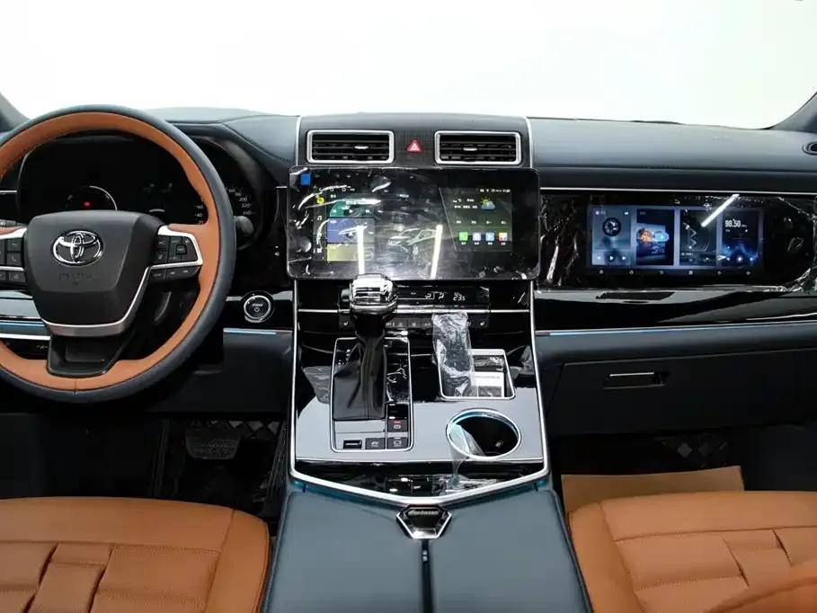 Lorinser Traveler 2026 High-Roof Touring Edition 2.5L High-Roof Touring Edition with Panoramic Sunroof — миниатюра 29