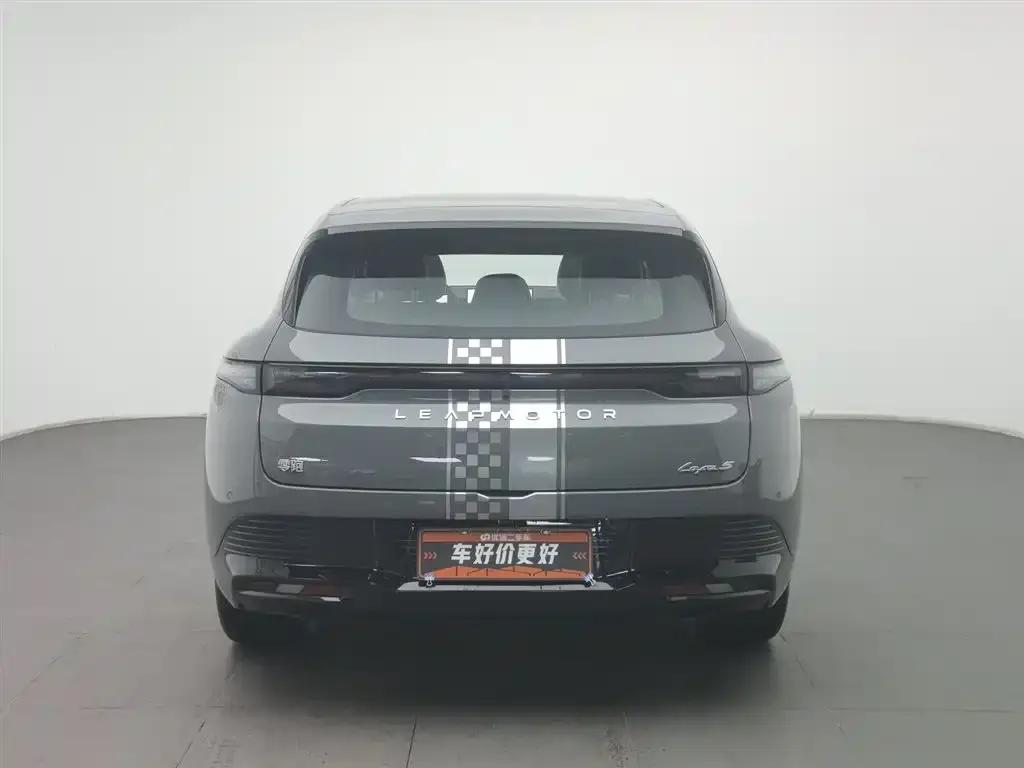 Leapmotor Lafay5 2026 Model 515 Max — миниатюра 4