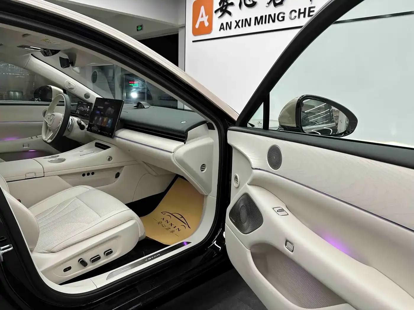 Voyah Chase Light L 2026 All-Wheel Drive Ultra — миниатюра 21