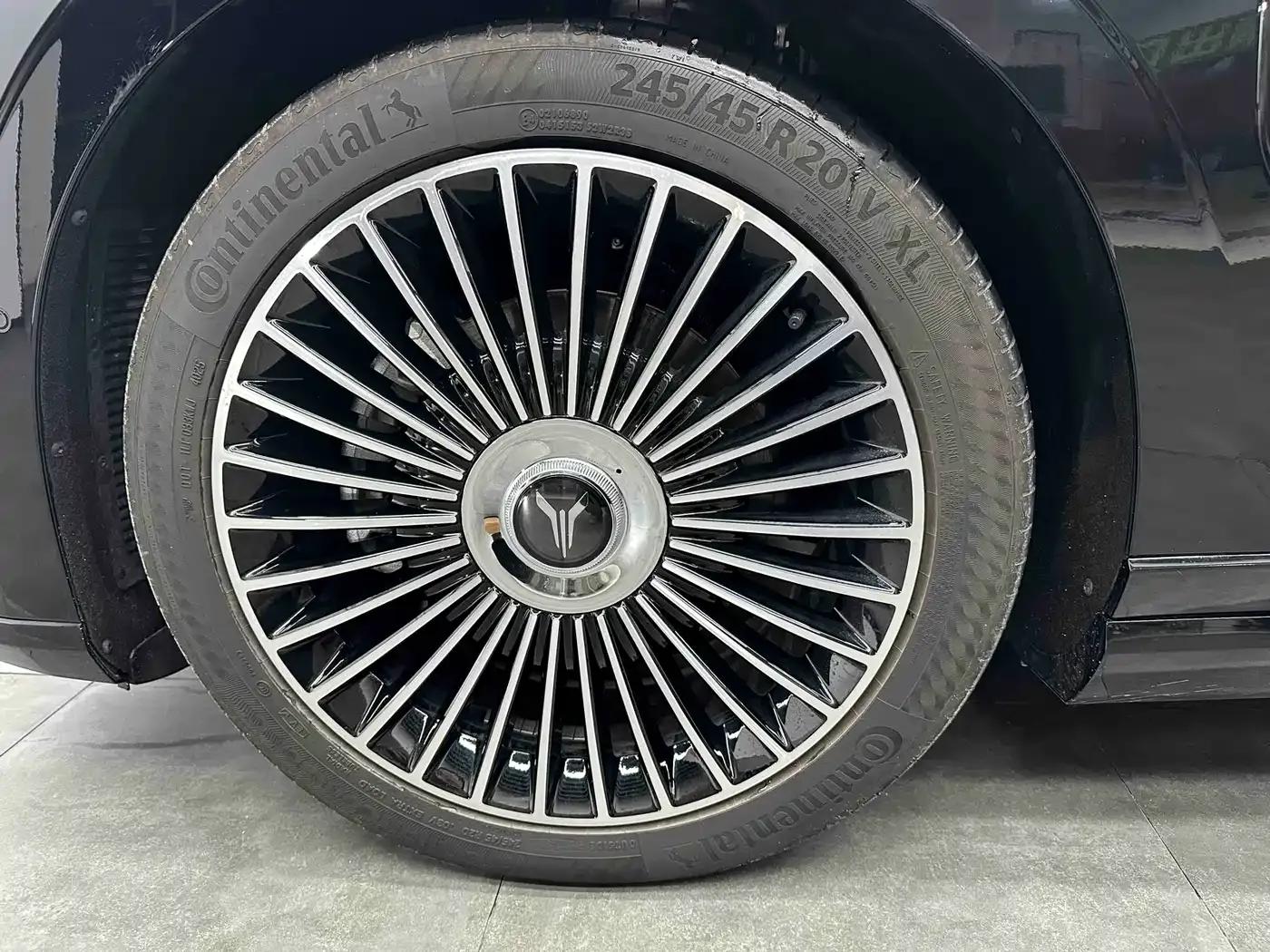 Voyah Chase Light L 2026 All-Wheel Drive Ultra — миниатюра 6