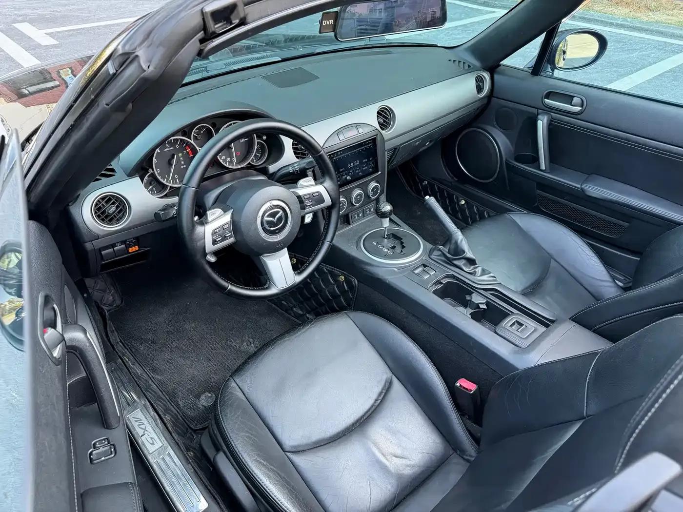 Mazda MX-5 2009 2.0 — миниатюра 4