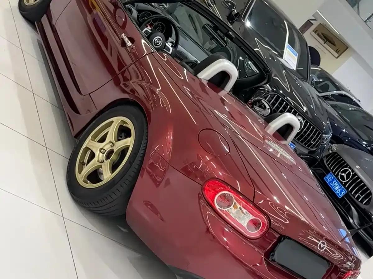 Mazda MX-5 2009 2.0 — миниатюра 10