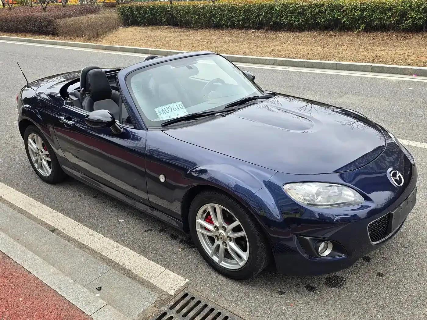 Mazda MX-5 2009 2.0 — миниатюра 6