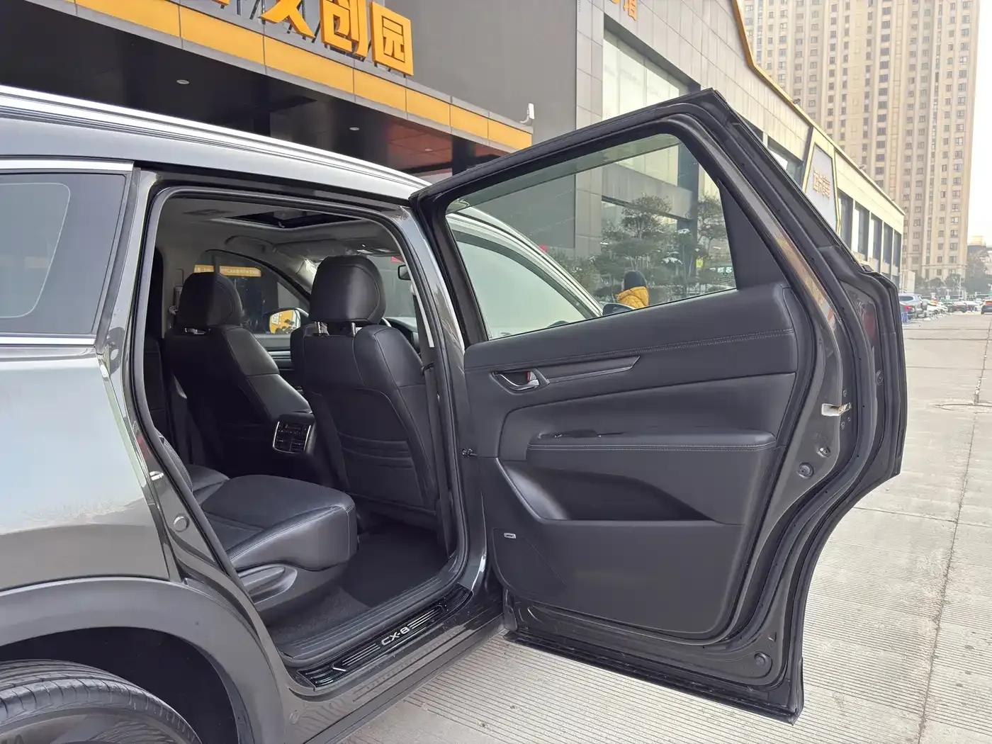 Mazda CX-8 2019 2.5L AWD Premium Edition — миниатюра 20
