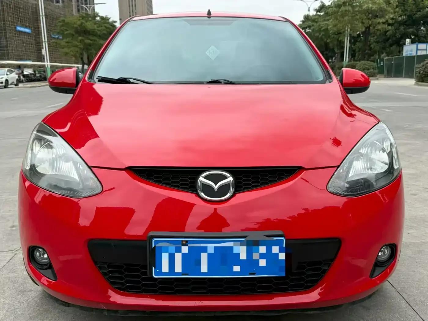 Mazda2 2011 Dynamic 1.5L Automatic Value Edition — миниатюра 2