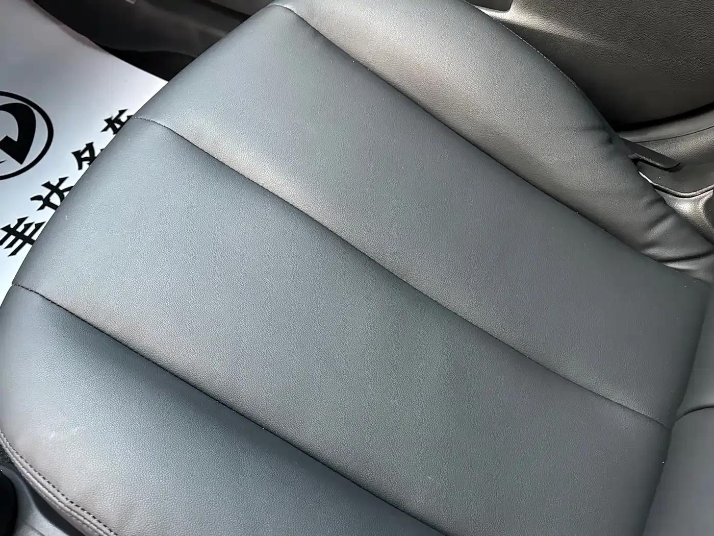 Mazda2 2011 Dynamic 1.3L Automatic Standard Edition — миниатюра 6