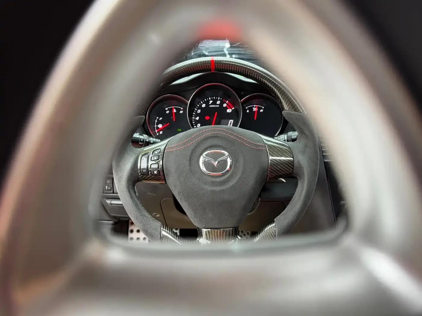 Mazda RX-8 2008 1.3L 6-speed manual — миниатюра 19