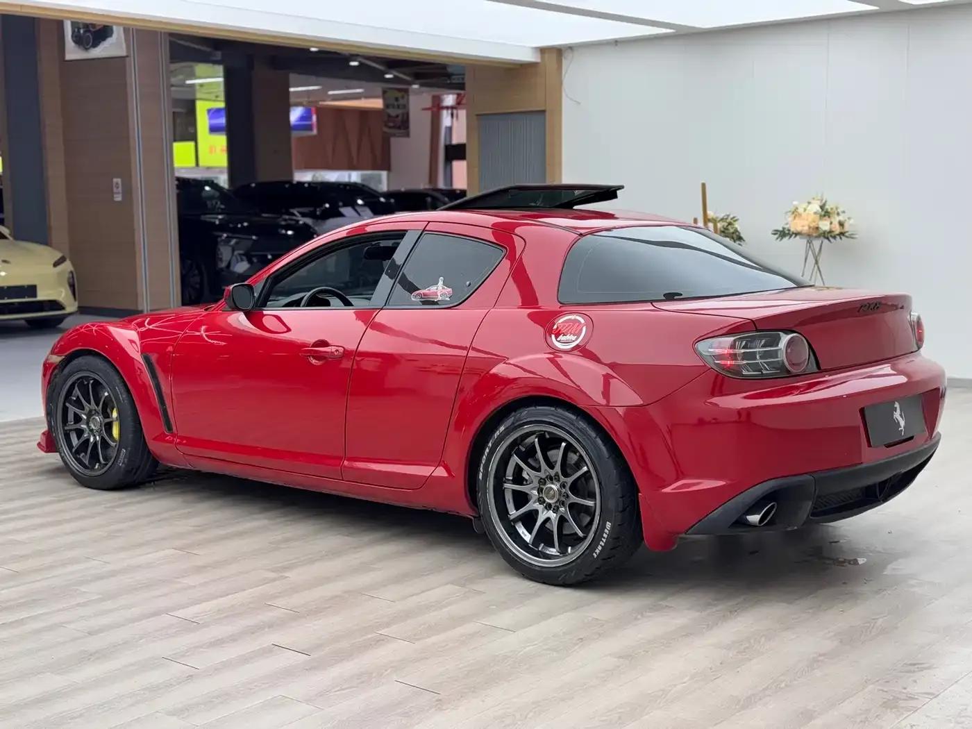 Mazda RX-8 2008 1.3L 6-speed manual — миниатюра 5