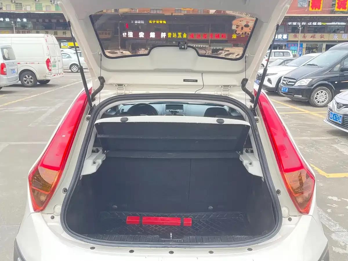 MG3SW 2015 1.5L AMT Elite — миниатюра 13