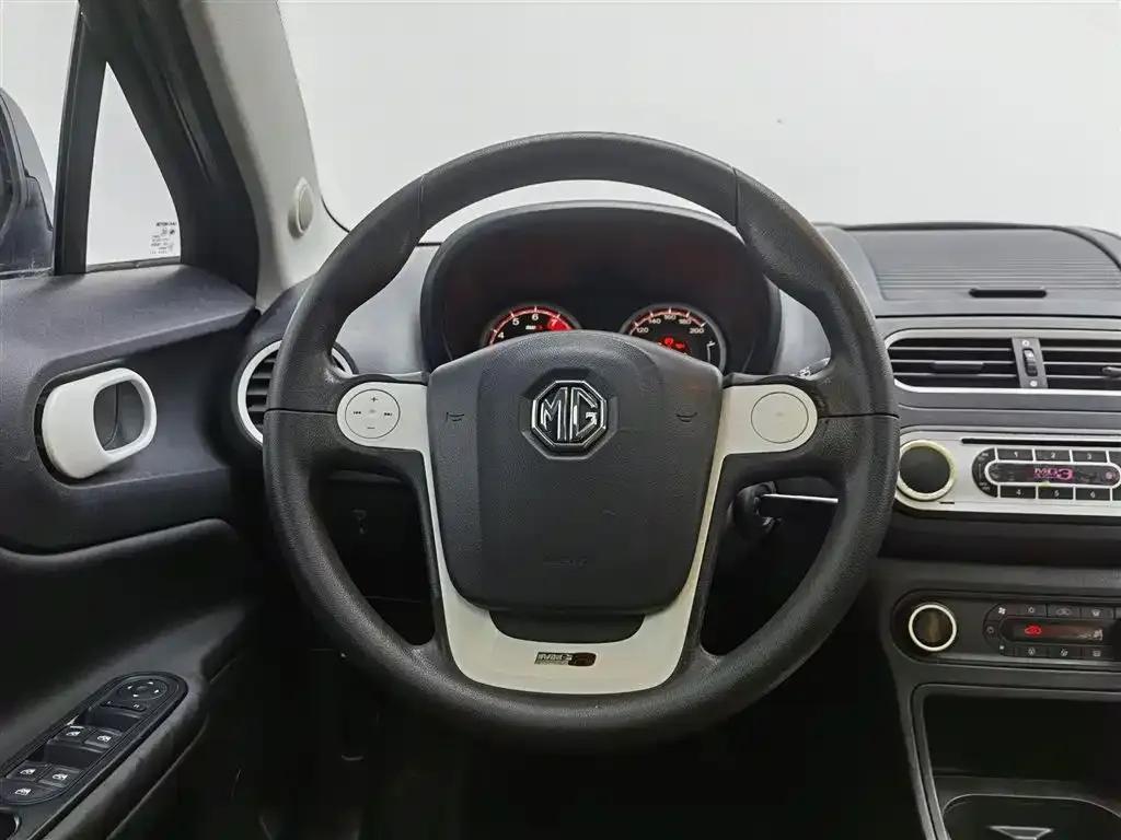 MG3SW 2015 1.5L AMT Elite — миниатюра 11