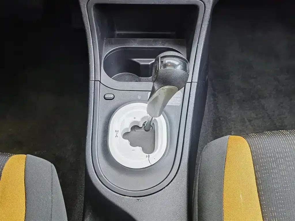 MG3SW 2015 1.5L AMT Elite — миниатюра 13
