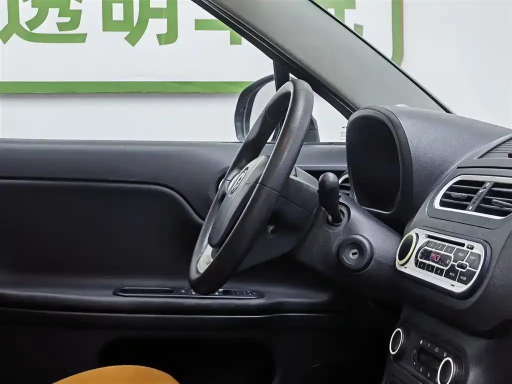 MG3SW 2015 1.5L AMT Elite — миниатюра 22