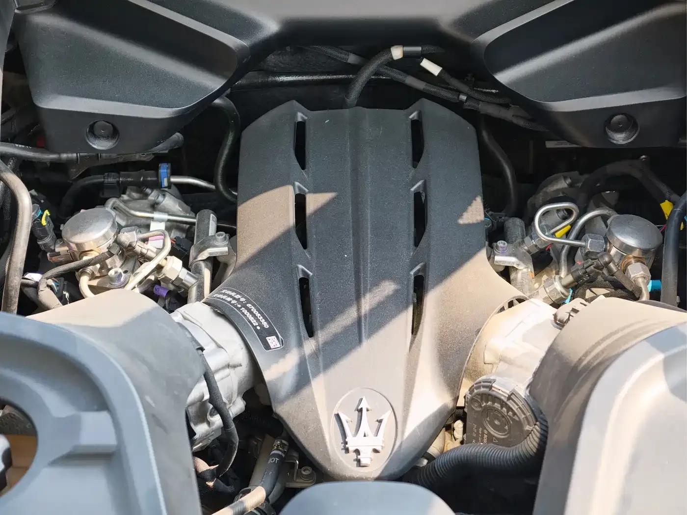 Maserati MC20 2023 3.0T Standard Edition — миниатюра 18