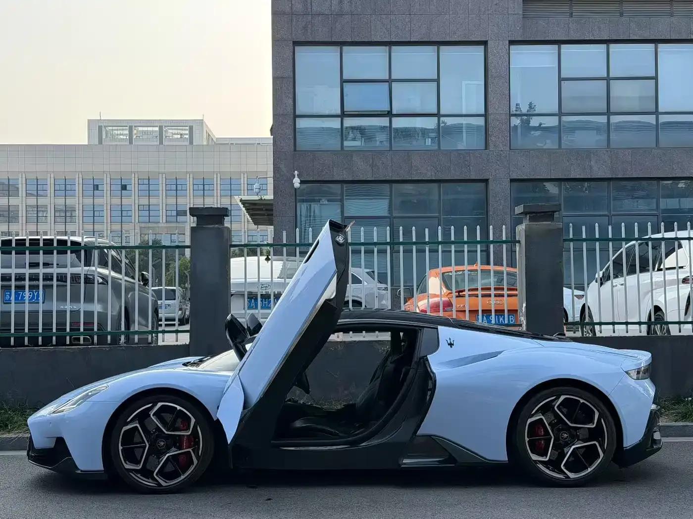 Maserati MC20 2020 3.0T Standard Edition — миниатюра 3