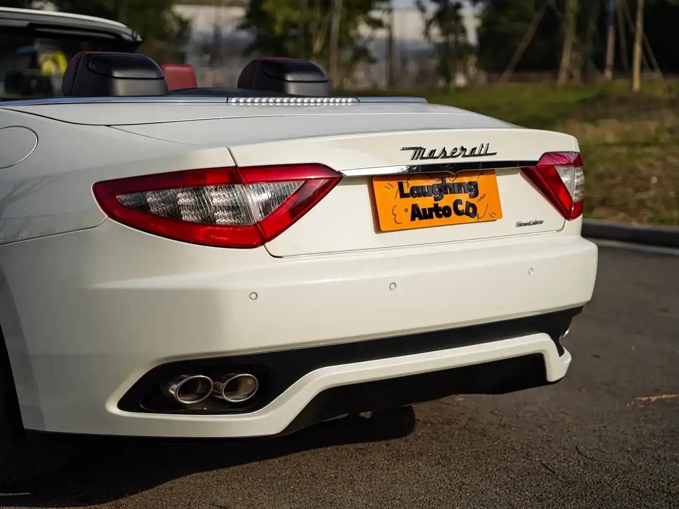 GranCabrio 2010 4.7L Automatic — миниатюра 16