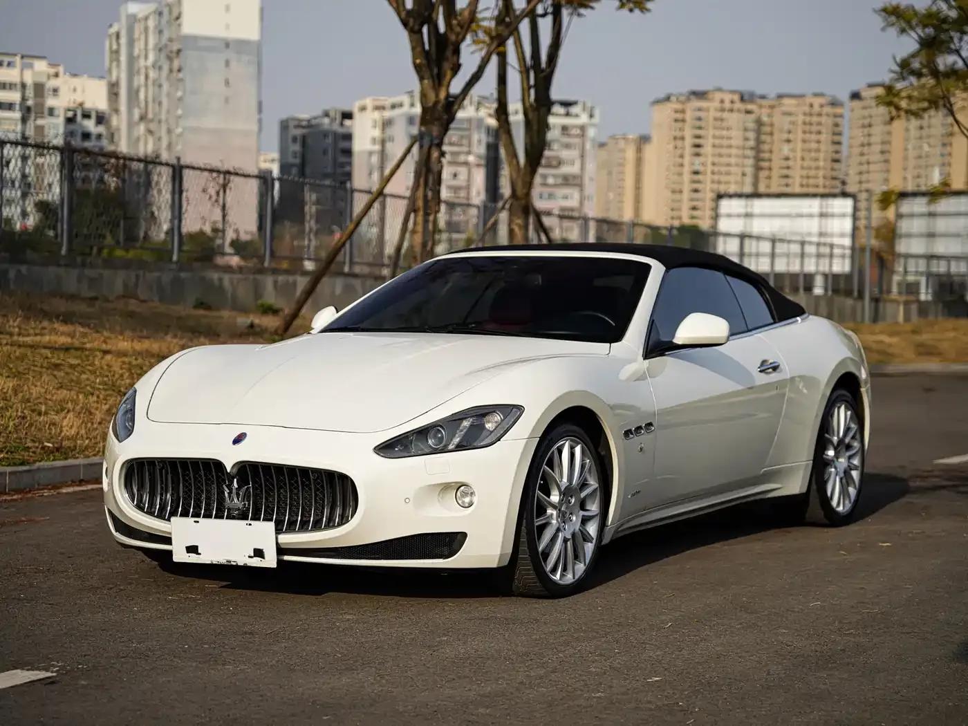 GranCabrio 2010 4.7L Automatic — миниатюра 28
