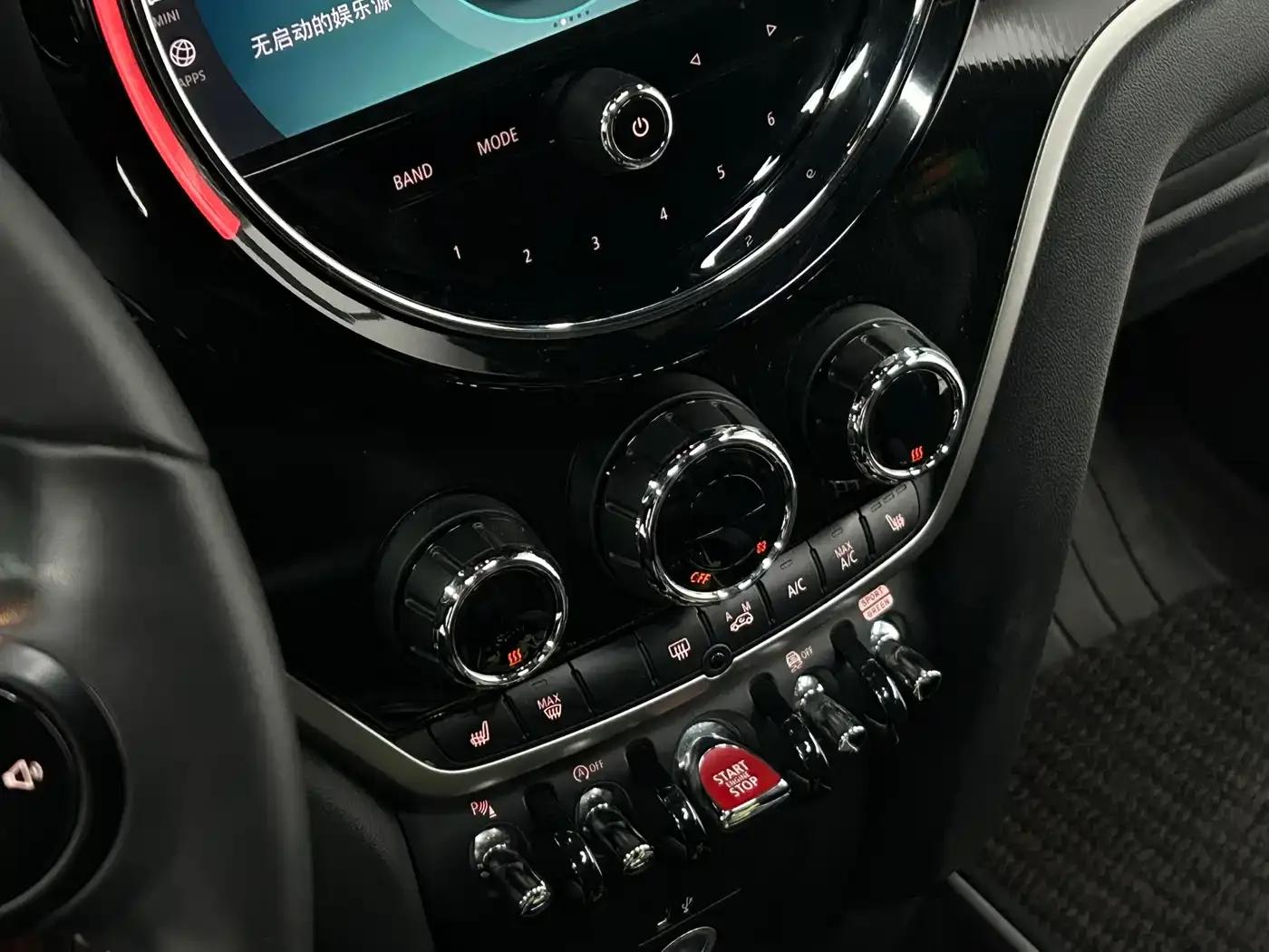 MINI JCW COUNTRYMAN 2022 2.0T JOHN COOPER WORKS A — миниатюра 11