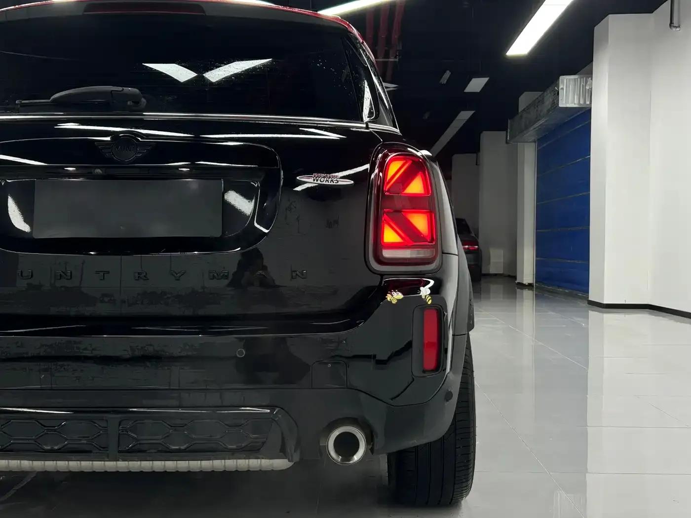 MINI JCW COUNTRYMAN 2022 2.0T JOHN COOPER WORKS A — миниатюра 17