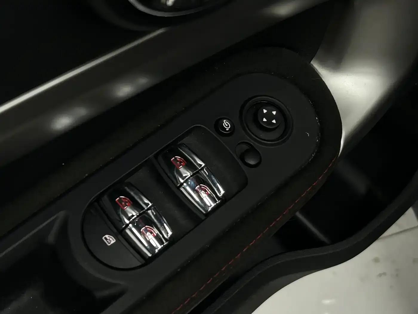 MINI JCW COUNTRYMAN 2022 2.0T JOHN COOPER WORKS A — миниатюра 9