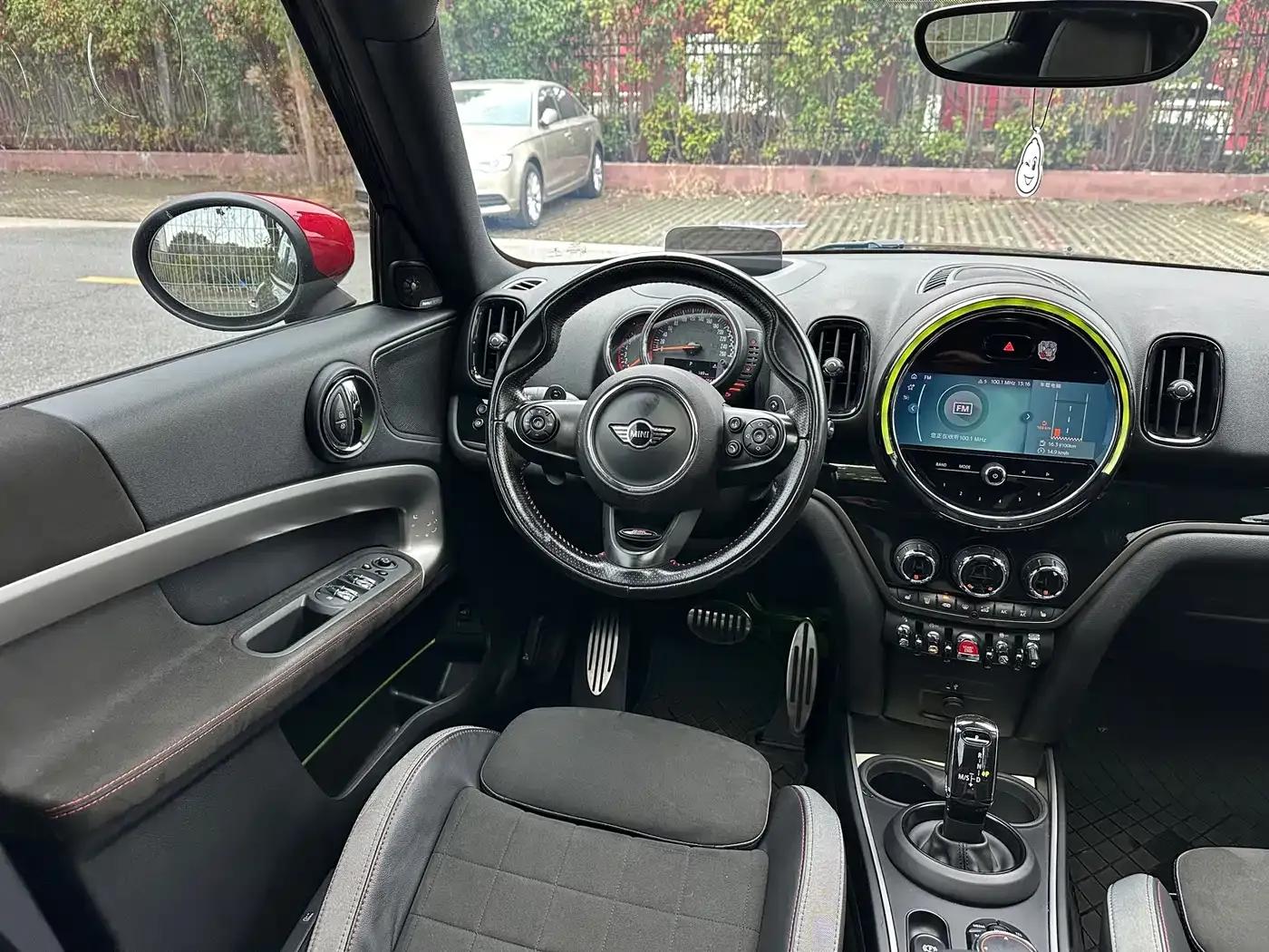 MINI JCW COUNTRYMAN 2021 2.0T JOHN COOPER WORKS A — миниатюра 16