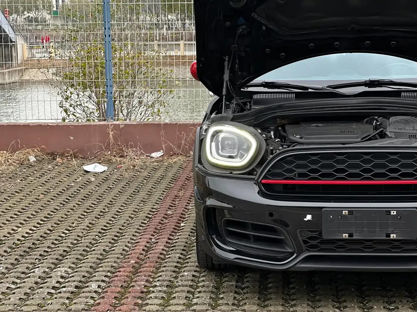 MINI JCW COUNTRYMAN 2021 2.0T JOHN COOPER WORKS A — миниатюра 32