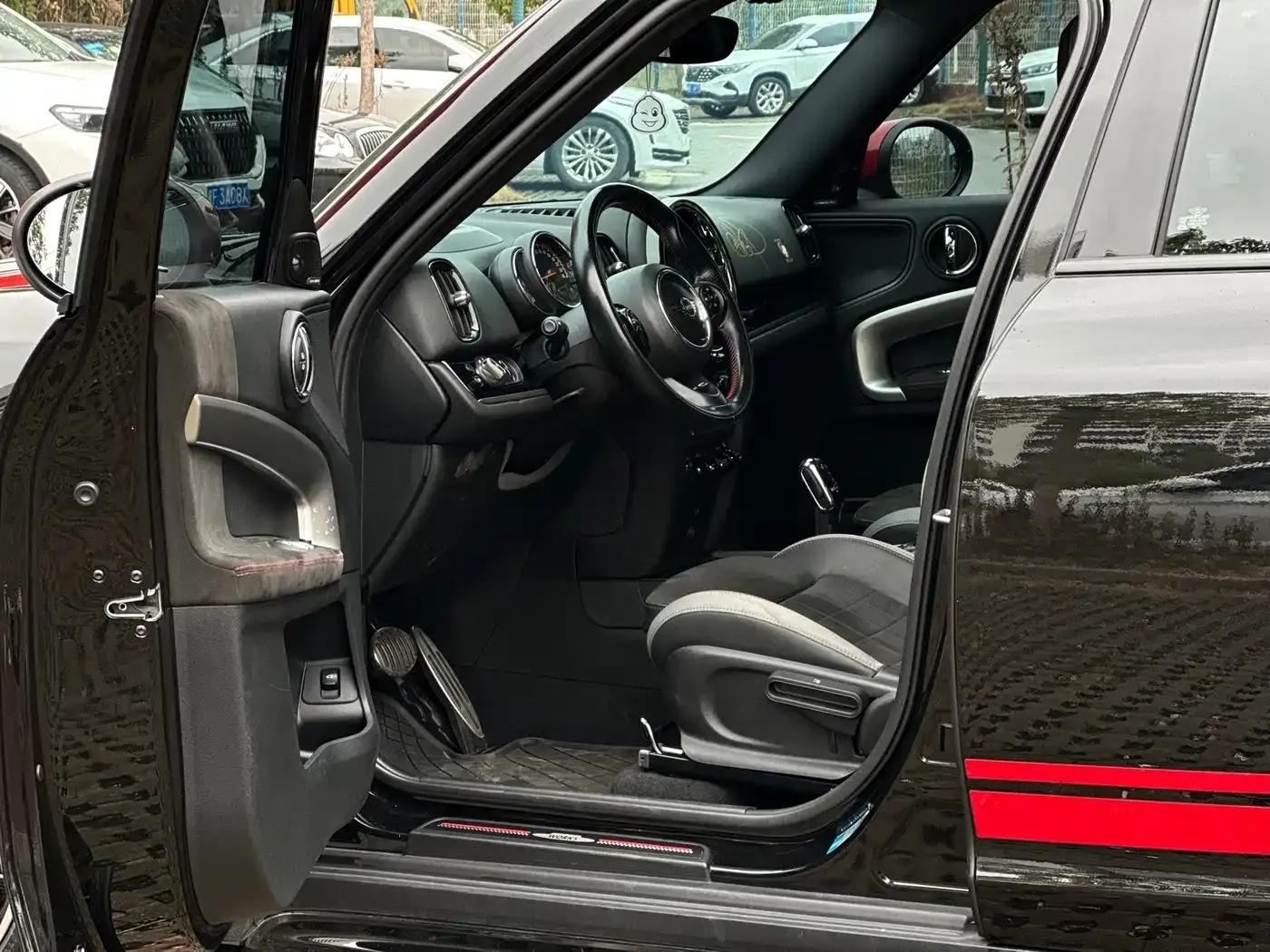 MINI JCW COUNTRYMAN 2021 2.0T JOHN COOPER WORKS A — миниатюра 5