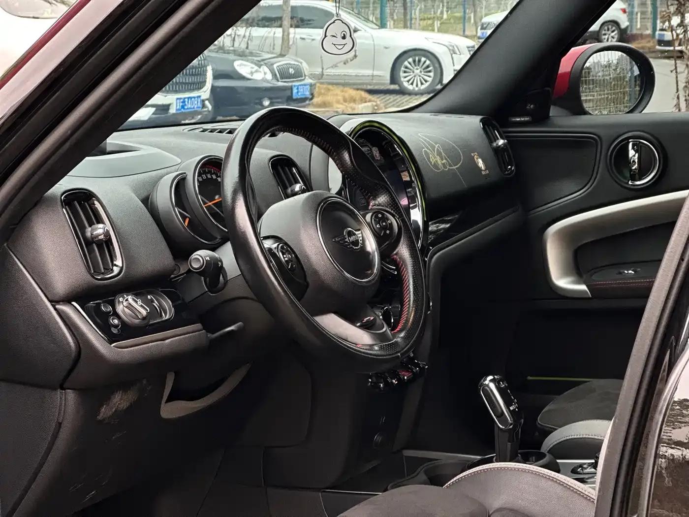 MINI JCW COUNTRYMAN 2021 2.0T JOHN COOPER WORKS A — миниатюра 6