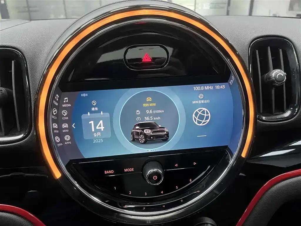 MINI JCW COUNTRYMAN 2022 2.0T JOHN COOPER WORKS A — миниатюра 7