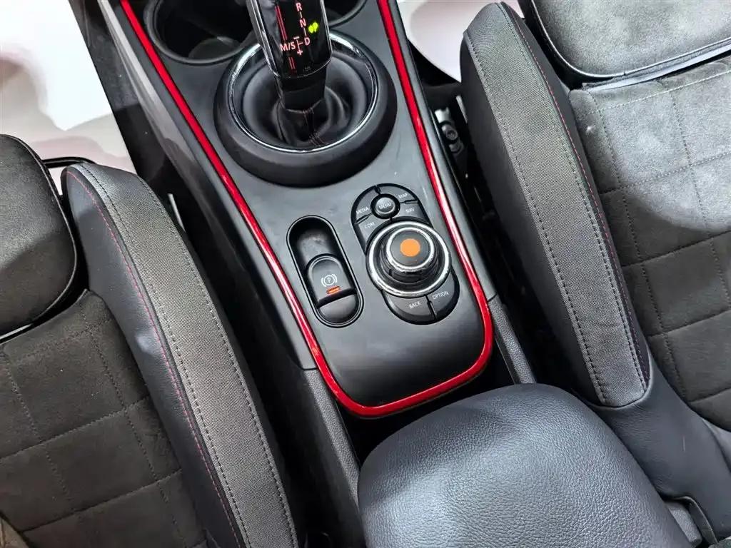 MINI JCW COUNTRYMAN 2021 2.0T JOHN COOPER WORKS A — миниатюра 12