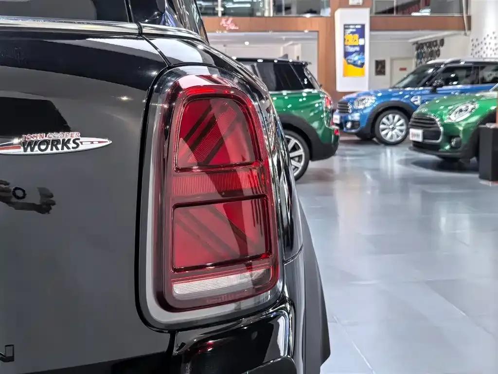 MINI JCW COUNTRYMAN 2021 2.0T JOHN COOPER WORKS A — миниатюра 24