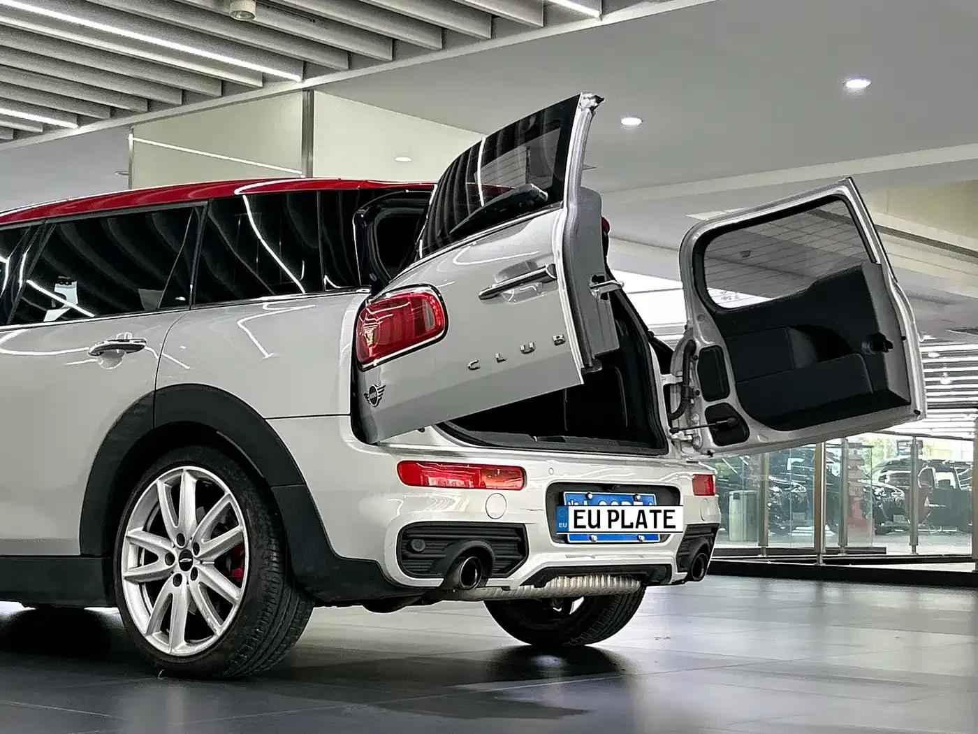 MINI JCW CLUBMAN 2018 2.0T JOHN COOPER WORKS ALL- — миниатюра 18