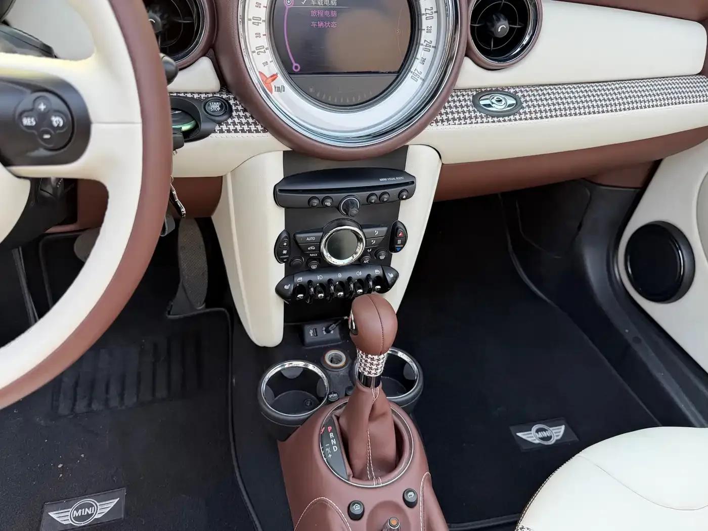 2012 MINI ROADSTER 1.6L COOPER — миниатюра 13