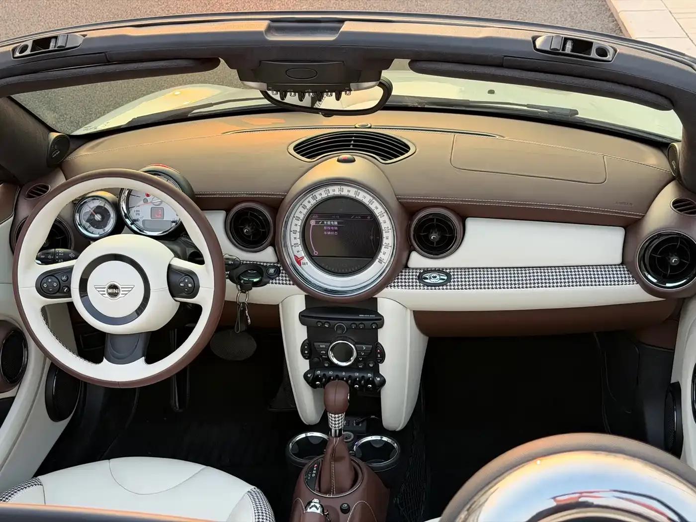 2012 MINI ROADSTER 1.6L COOPER — миниатюра 9
