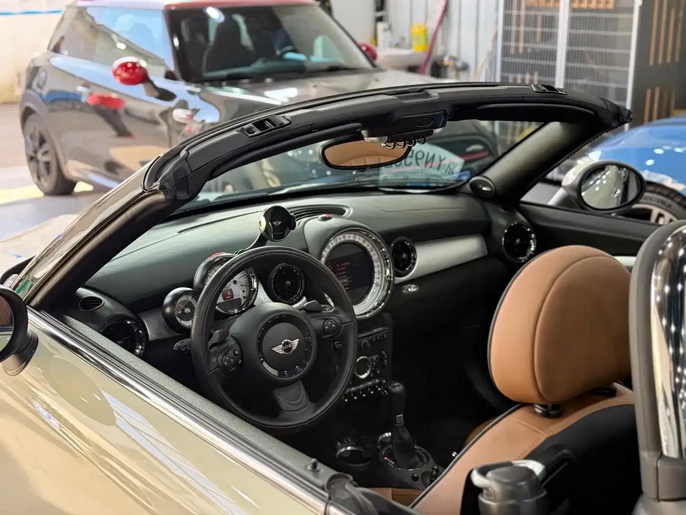 2012 MINI ROADSTER 1.6T COOPER S — миниатюра 11