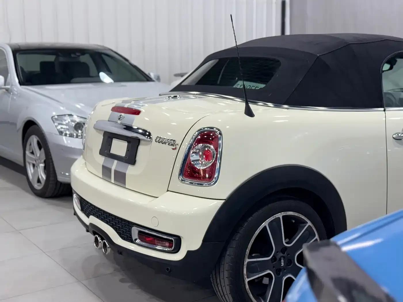 2012 MINI ROADSTER 1.6T COOPER S — миниатюра 4