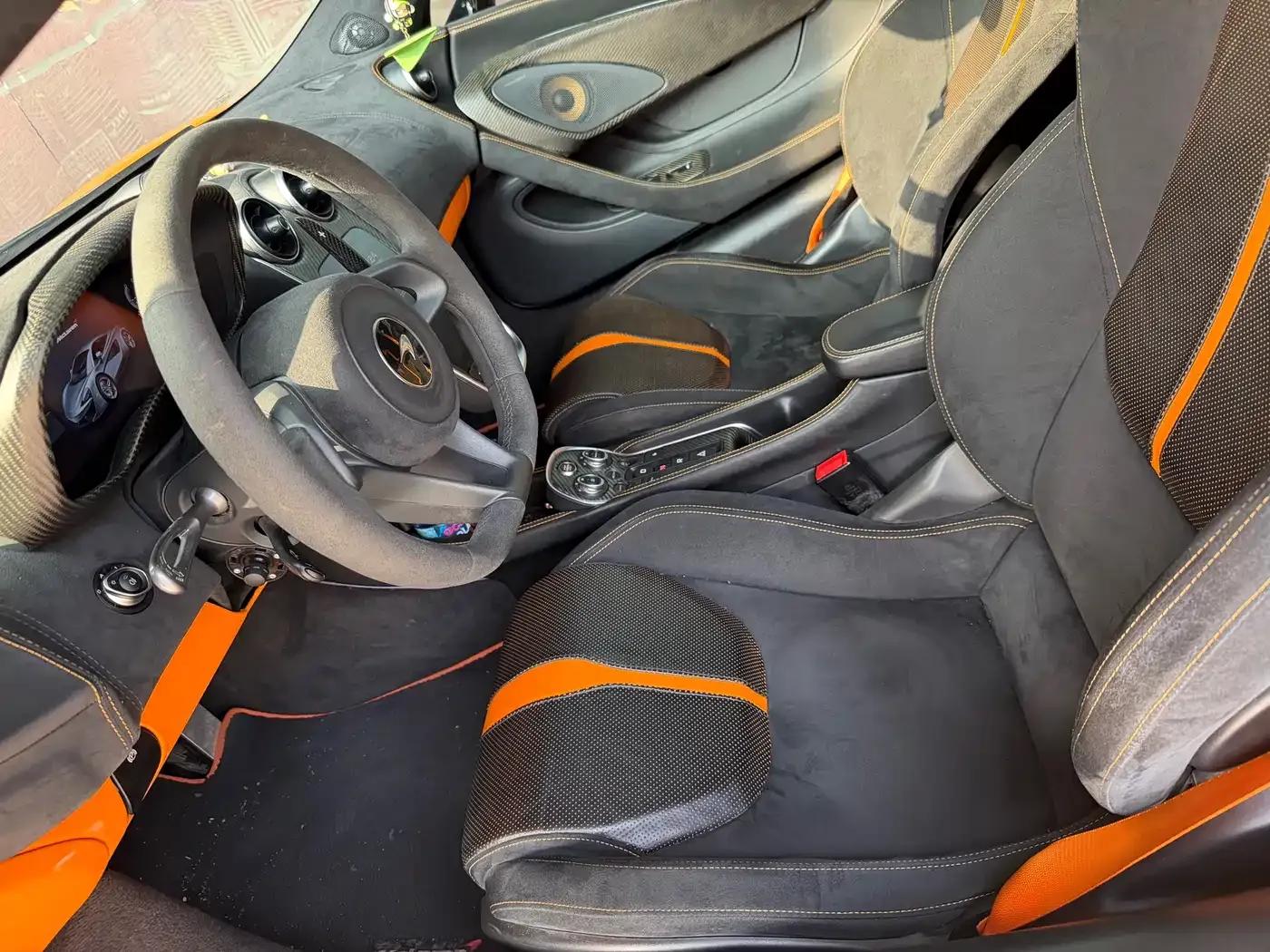 McLaren 540C 2019 3.8T Coupe — миниатюра 11