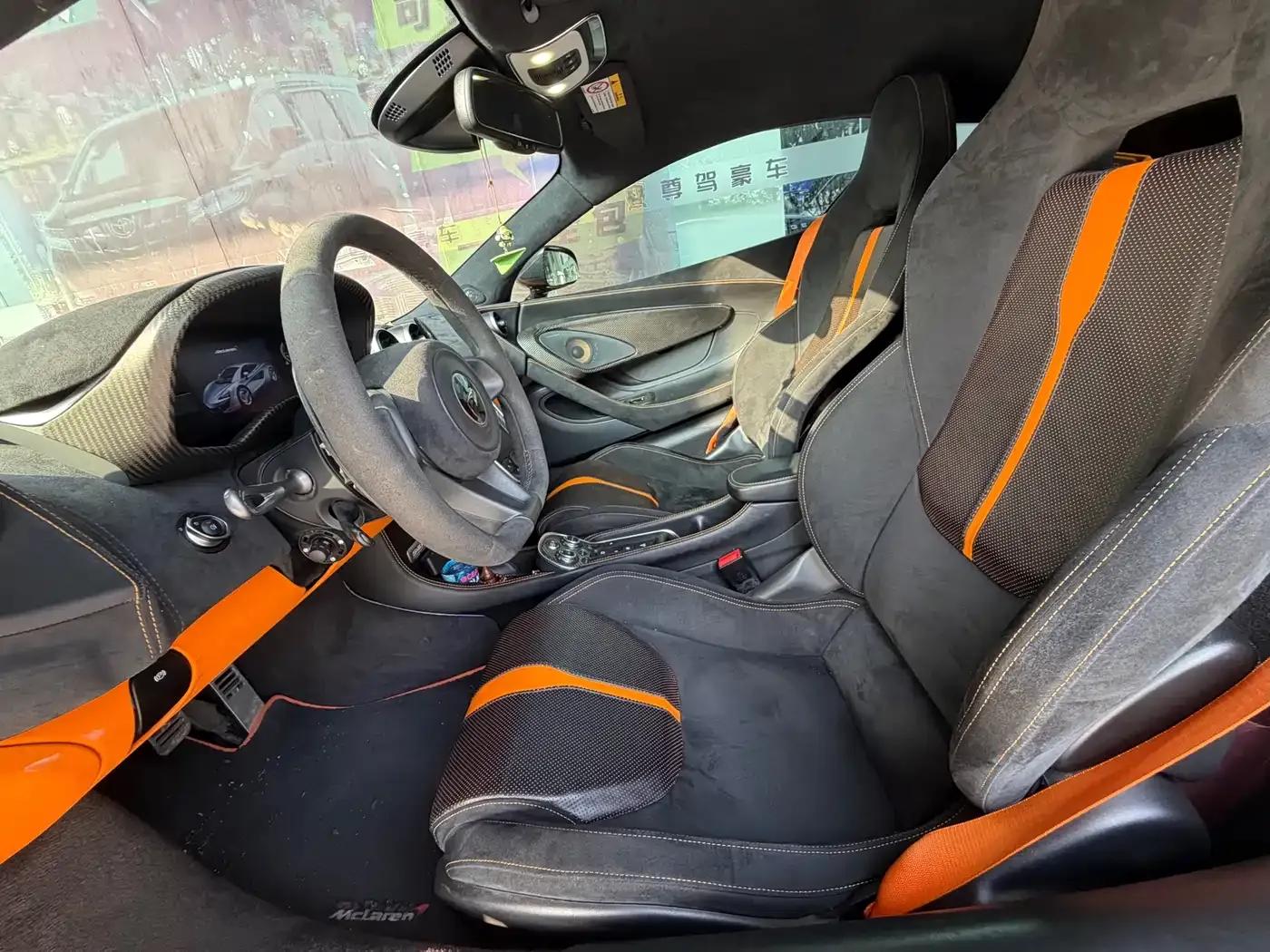 McLaren 540C 2019 3.8T Coupe — миниатюра 10