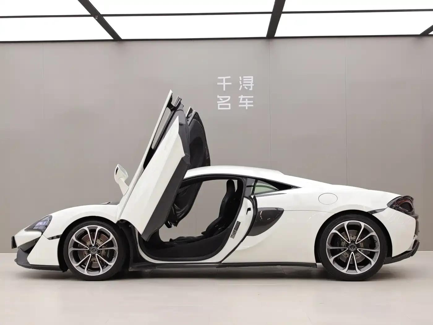 McLaren 540C 2015 3.8T Coupe — миниатюра 3